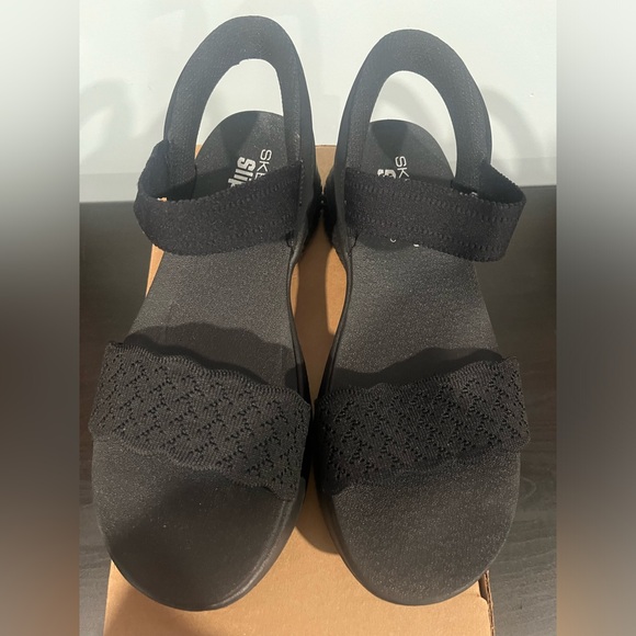 Skechers Slip Ins Ultra- Flex Washable Knit Sandals | black | size 9.5 - Picture 2 of 8